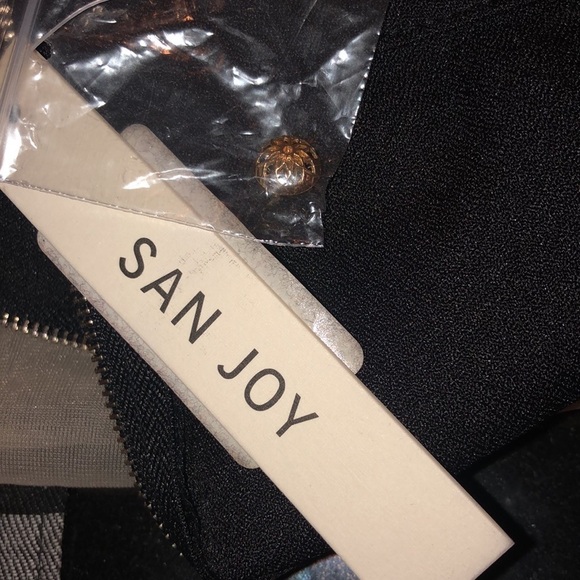 San Joy NWT Black and Cream Lace and Sheer With Cut Out Romper Size Small - Picture 13 of 13